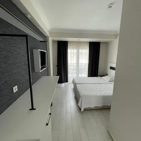 Cle Boutique 4*