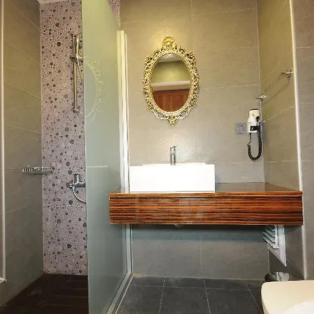 Отель Cle Boutique 4*
