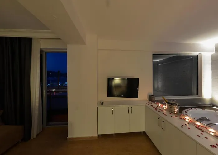 Cle Boutique 4*