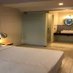 Cle Boutique Hotel