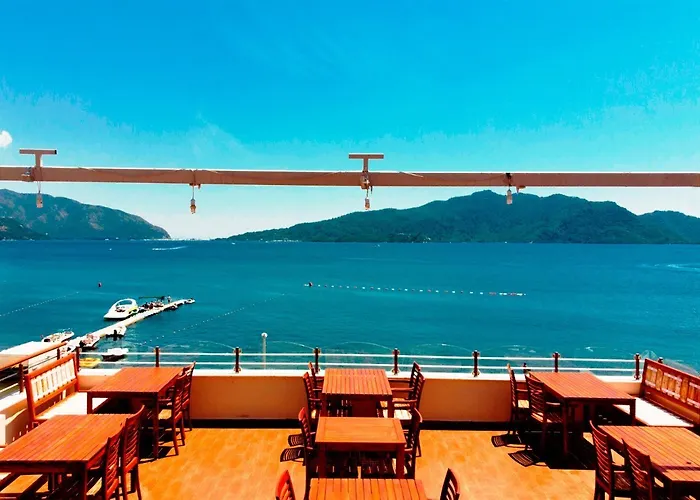 מלון Cle Boutique מרמריס